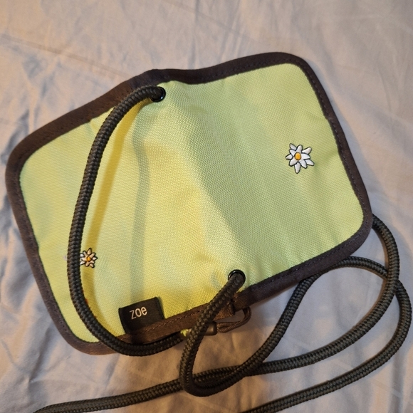 Sherpani Zoe Chartreuse and Gray Crossbody Mini Bag - Picture 3 of 3